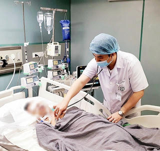 Cảnh báo ngộ độc khi tự chế biến thảo dược chứa độc tố