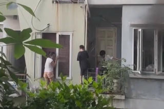 Cháy nhà, 5 người leo sang nhà hàng xóm thoát nạn