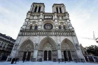 Nhà thờ Đức Bà Paris trở lại với diện mạo mới
