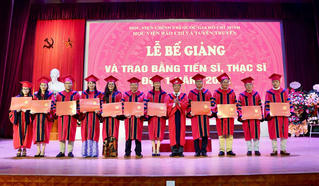Siết đào tạo Tiến sĩ