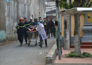 Sập giàn giáo khi đổ trần nhà phố ở Bắc Ninh, 2 người thương vong