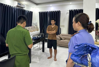 Làm sao tránh bẫy 'tín dụng đen'