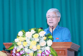 BẢN TIN MẶT TRẬN: Chủ tịch Đỗ Văn Chiến tiếp xúc cử tri tại huyện Thanh Chương