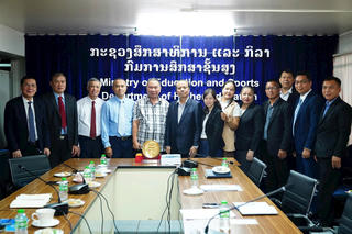 Thúc đẩy hợp tác giáo dục đại học Việt Nam - Lào