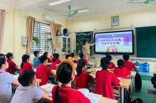 Vơi bớt nỗi lo tiền học