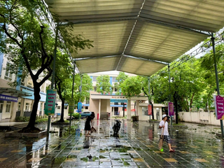 Hà Nội vẫn còn 20 trường chưa thể dạy học trực tiếp sau bão số 3