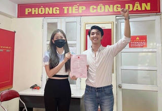 Á hậu Phương Nga và Bình An hoàn tất thủ tục đăng ký kết hôn
