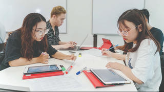 Gen Z và xu hướng ‘nhảy việc’