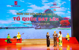 Người trẻ với thử nghiệm mới trong thơ