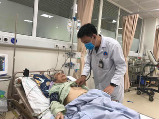 Lạnh sâu, nhiều người phải nhập viện