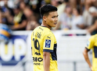 Quang Hải tiếp tục bị gạch tên trong trận đấu với Guingamp
