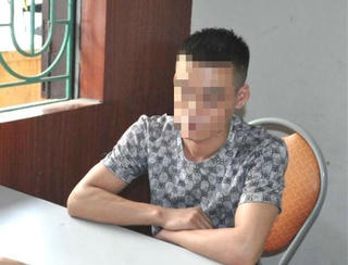 Cô gái trẻ bị cưỡng hiếp và cướp tài sản khi đi nhờ xe