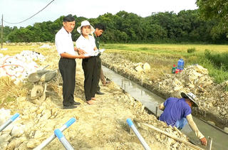 Vận động sức dân dựng xây quê hương