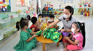 Lúc này không nên tăng học phí