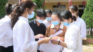 Đăng ký thi tốt nghiệp THPT năm 2022: Nhóm ngành xã hội áp đảo