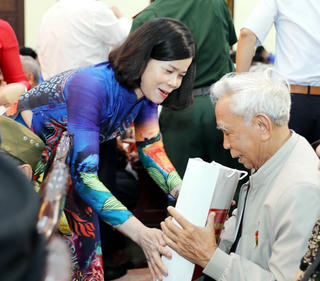 Nam Định: Tri ân cựu chiến binh trực tiếp tham gia chiến dịch Điện Biên Phủ