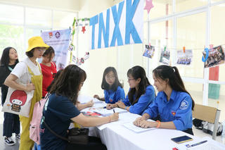Tuyển sinh ngành sư phạm: Mừng đầu vào, lo đầu ra?