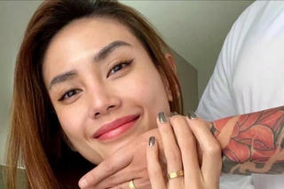 Siêu mẫu Võ Hoàng Yến cầu hôn bạn trai người Mỹ