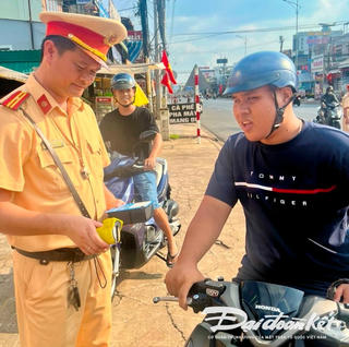 Đồng Nai: Phát hiện nhiều trường hợp vi phạm nồng độ cồn trên Quốc lộ 20 ngày 30 Tết