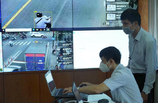 Giảm áp lực cho siêu đô thị