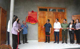 Thái Nguyên: Khen thưởng 72 tập thể, cá nhân trong công tác xóa nhà tạm, nhà dột nát