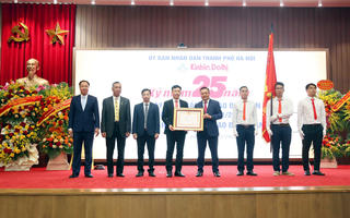 Báo Kinh tế & Đô thị đón nhận Huân chương Lao động Hạng Nhất