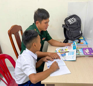 Những người con nuôi của Đồn Biên phòng