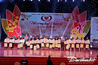 'Nối vòng tay nhân ái' tỉnh Quảng Trị Xuân Giáp Thìn 2024
