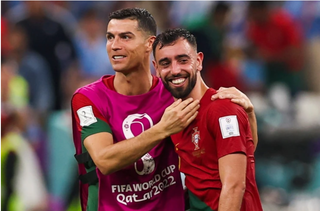 Bruno Fernandes: ‘Cristiano đã chạm bóng’
