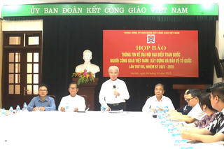 Đồng hành với dân tộc