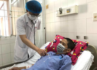 Cần Thơ: Can thiệp thành công trường hợp bị xuất huyết tiêu hóa do vỡ ổ giả phình kích thước lớn