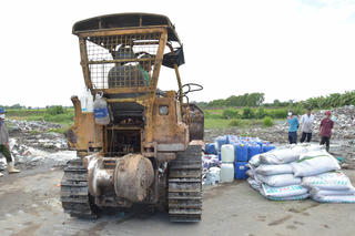 Bạc Liêu: Tiêu hủy hơn 1,5 tấn hàng nhập lậu