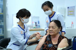 Thận trọng khi tự điều trị cúm