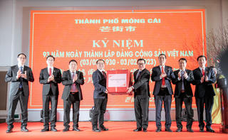 TP Đông Hưng (Trung Quốc) sang thăm và hội đàm với TP Móng Cái (Việt Nam)