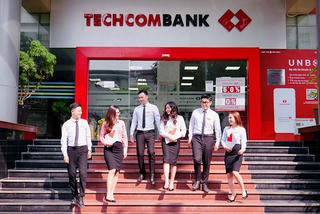 Techcombank báo lãi trước thuế tăng 39%, thu nhập của mỗi nhân viên khoảng 49 triệu đồng/tháng