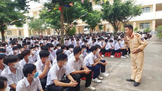 Chủ tịch UBND chịu trách nhiệm bảo đảm ATGT cho học sinh