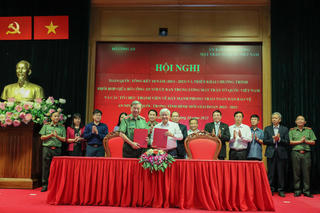 Khơi dậy sức mạnh to lớn của nhân dân trong bảo vệ an ninh Tổ quốc