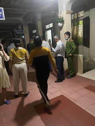 5 người đàn ông nguy kịch sau bữa ăn tối