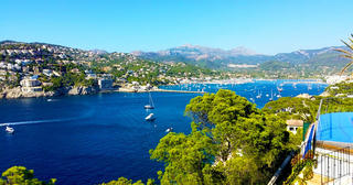 Diễn viên và nhạc sĩ nổi tiếng Việt Nam bị buộc tội 'cưỡng hiếp’ ở Majorca, Tây Ban Nha