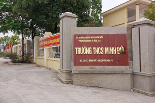 Hà Nội: Nữ sinh ở huyện Ứng Hòa bị ‘đánh hội đồng’ ngay trong lớp học