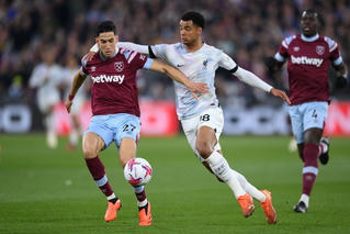 Liverpool ngược dòng giành chiến thắng trước West Ham