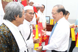 Phát huy giá trị đạo đức, văn hóa tốt đẹp, xây dựng cuộc sống mới tốt đời, đẹp đạo