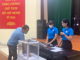Bốc thăm may rủi vào trường mầm non, Hà Nội vẫn ‘đau đầu’ với bài toán quá tải sĩ số