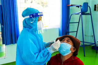 Ngày 31/1: Ca mắc Covid-19 nhiều hơn 2 lần số khỏi bệnh