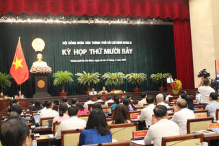 HĐND TPHCM bàn các vấn đề thúc đẩy kinh tế phát triển