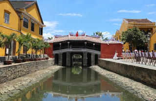 Thận trọng khi trùng tu di tích