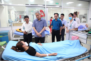 Thủ tướng yêu cầu tập trung cứu chữa người bị ngộ độc thực phẩm ở Vĩnh Phúc