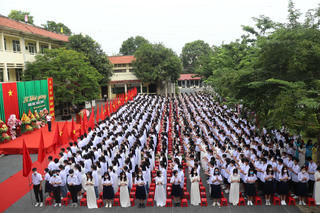 Gần 1 triệu học sinh Thanh Hóa bước vào năm học mới