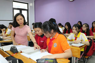 Hà Nội điều chỉnh học phí: Học sinh nghèo được hỗ trợ thế nào?