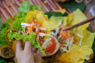 Thương nhớ bánh xèo miền Tây